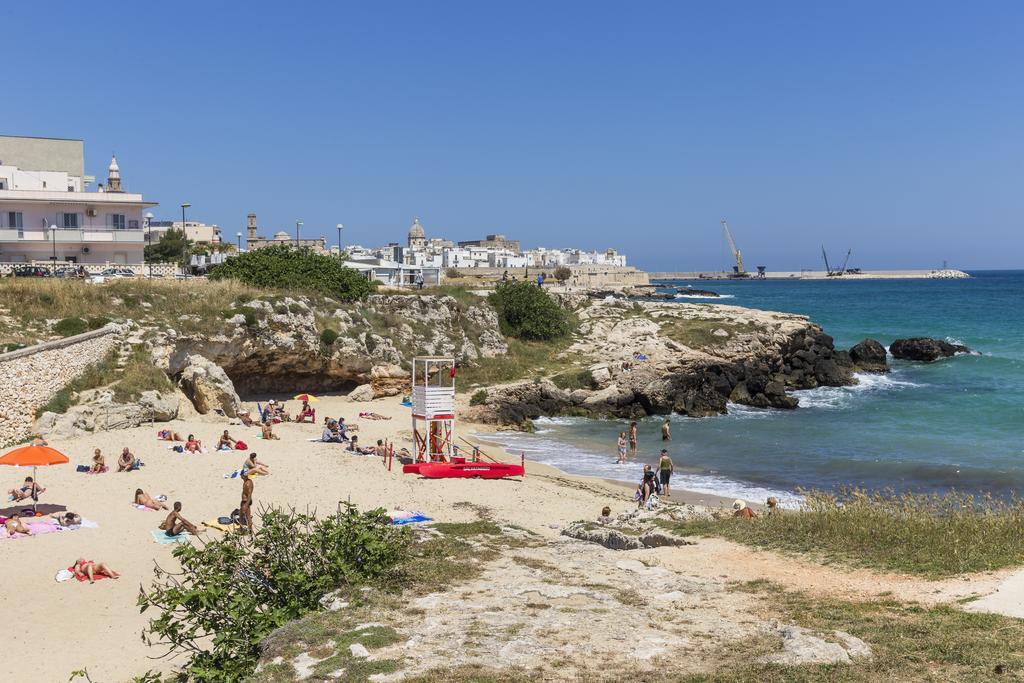 Casetta Sul Mare A Monopoli Bagian luar foto