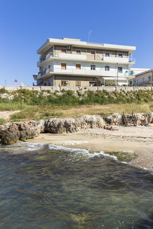 Casetta Sul Mare A Monopoli Bagian luar foto